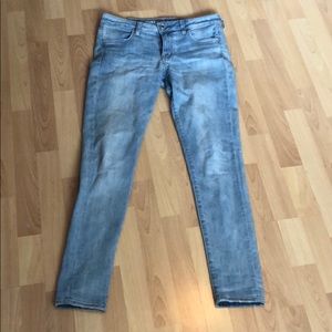 AE Jeans